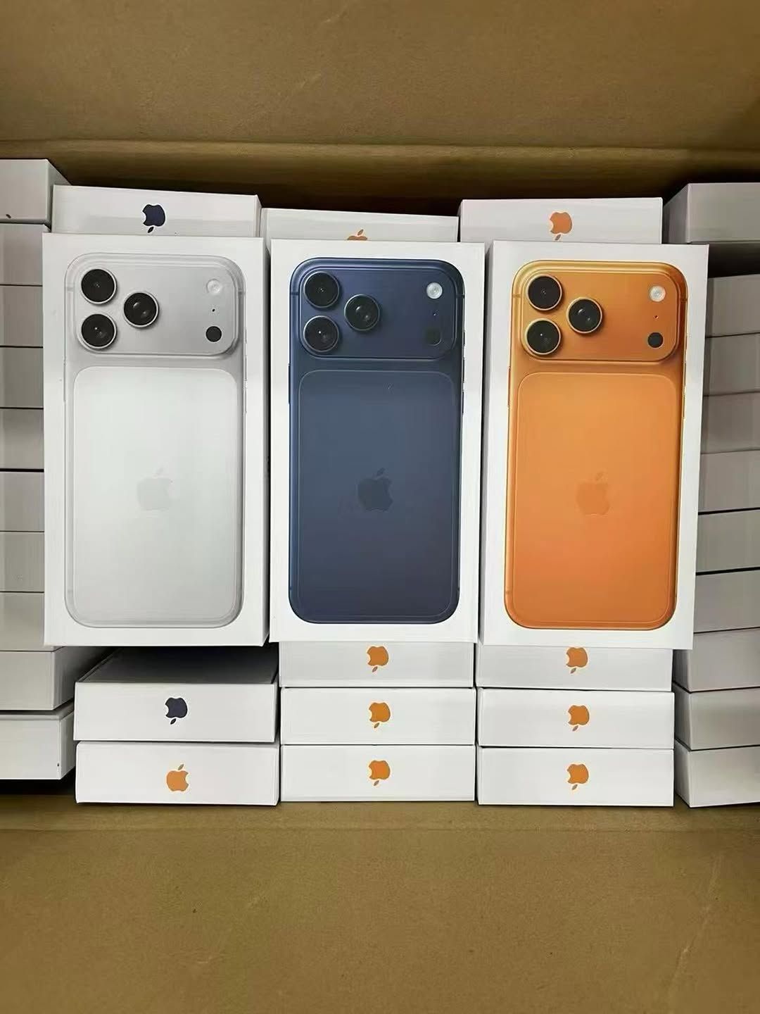 Wholesale Suppliers of iPhone 17/16/15/14/13 pro max (UK, US. EU. HK Spec)