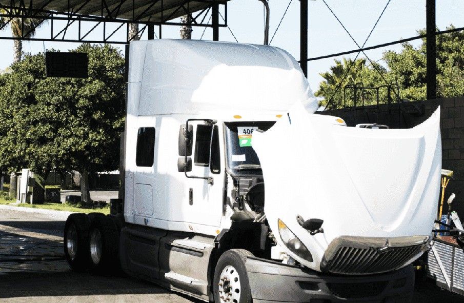Professional Truck Washing Services in California