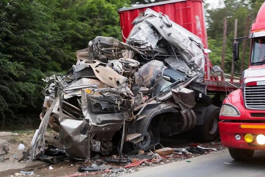 Truck Accident Lawyer | Truck Wreck Attorney in Chicago