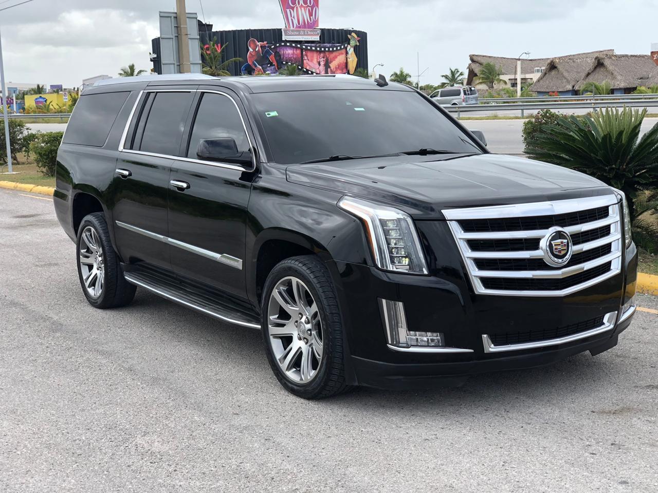 Cadillac Black, Siente El Confort, Alquiler!